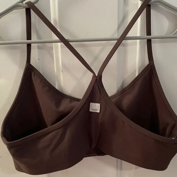 Vuori All the feels sports bra in Java - Picture 4 of 6